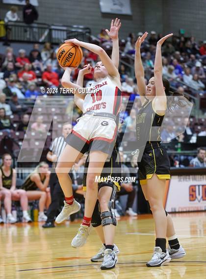 Thumbnail 2 in Grantsville vs. Emery (UHSAA 3A Semifinal) photogallery.