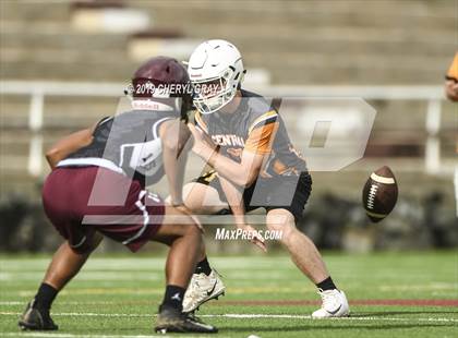 Thumbnail 2 in Sullivan Central @ Tennessee  (7-on-7) photogallery.