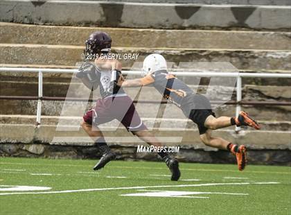 Thumbnail 2 in Sullivan Central @ Tennessee  (7-on-7) photogallery.