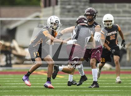 Thumbnail 2 in Sullivan Central @ Tennessee  (7-on-7) photogallery.