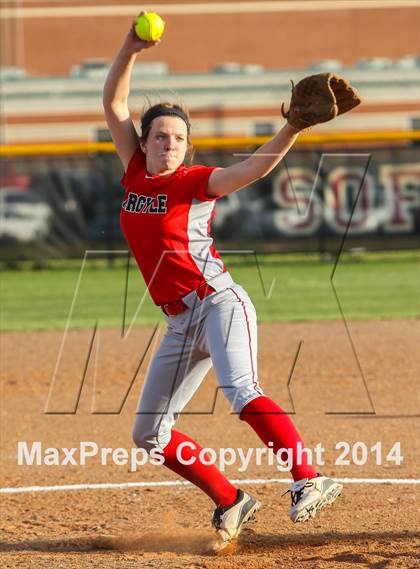 Thumbnail 1 in Sanger @ Argyle photogallery.