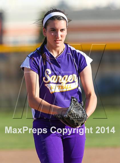 Thumbnail 3 in Sanger @ Argyle photogallery.