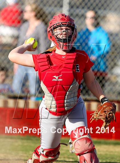 Thumbnail 3 in Sanger @ Argyle photogallery.