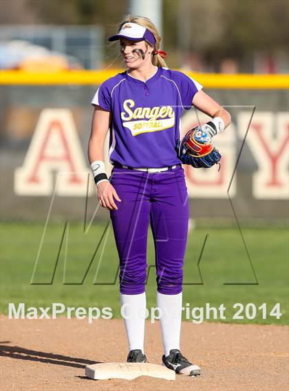 Thumbnail 3 in Sanger @ Argyle photogallery.