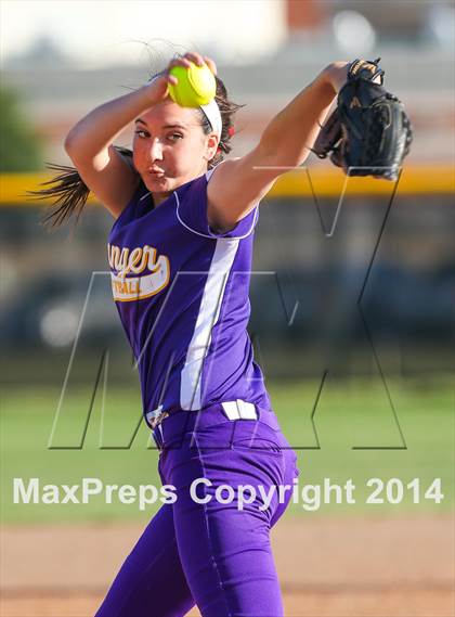 Thumbnail 1 in Sanger @ Argyle photogallery.