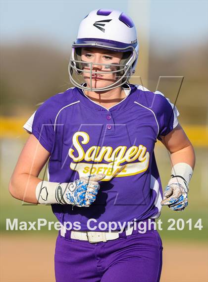 Thumbnail 3 in Sanger @ Argyle photogallery.