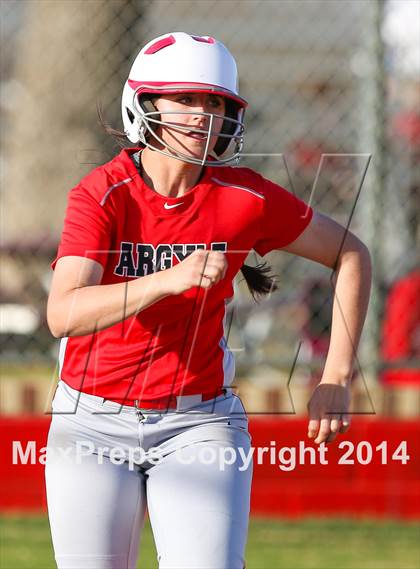 Thumbnail 3 in Sanger @ Argyle photogallery.