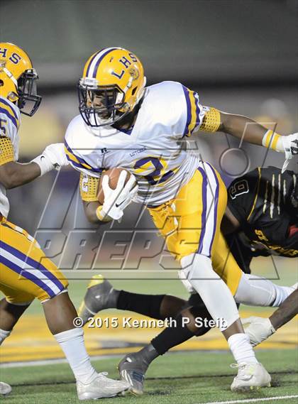 Thumbnail 1 in Lutcher @ St. James photogallery.