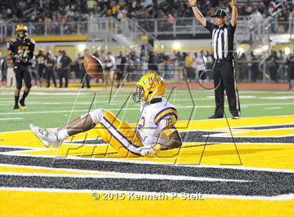 Thumbnail 3 in Lutcher @ St. James photogallery.