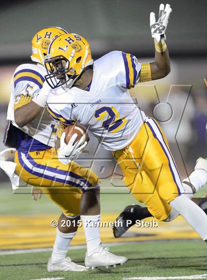 Thumbnail 2 in Lutcher @ St. James photogallery.