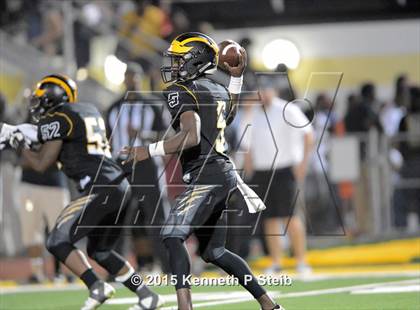Thumbnail 2 in Lutcher @ St. James photogallery.