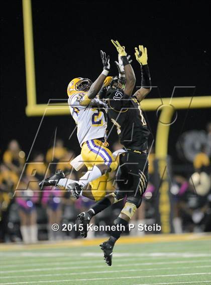 Thumbnail 2 in Lutcher @ St. James photogallery.