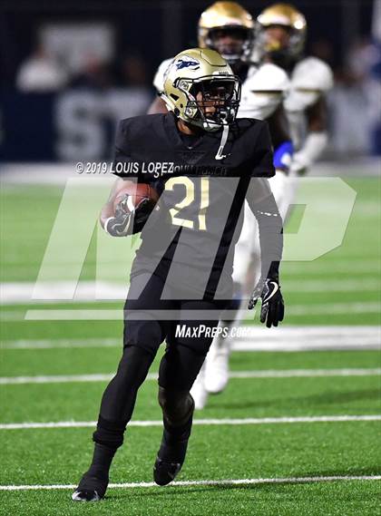 Thumbnail 2 in Our Lady of Good Counsel @ St. John Bosco (Trinity League vs. USA Showcase) photogallery.
