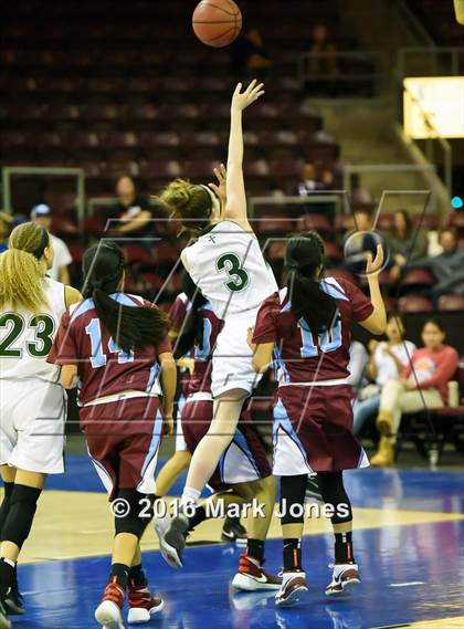 Thumbnail 1 in Ganado vs. Phoenix Christian (AIA D4 Semifinal) photogallery.