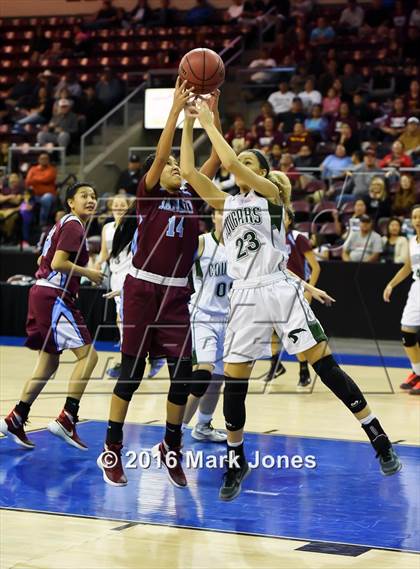 Thumbnail 2 in Ganado vs. Phoenix Christian (AIA D4 Semifinal) photogallery.