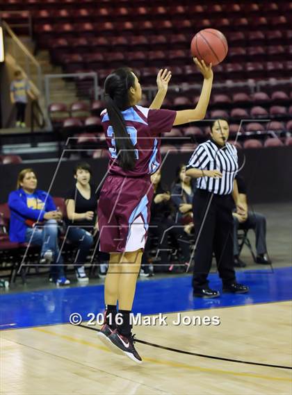 Thumbnail 2 in Ganado vs. Phoenix Christian (AIA D4 Semifinal) photogallery.