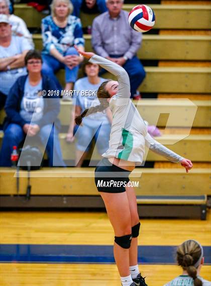 Thumbnail 3 in Blair Oaks vs Helias (MSHSAA D9 Final) photogallery.