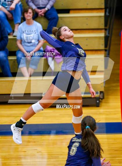 Thumbnail 2 in Blair Oaks vs Helias (MSHSAA D9 Final) photogallery.