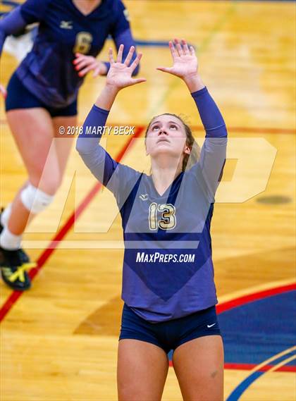 Thumbnail 3 in Blair Oaks vs Helias (MSHSAA D9 Final) photogallery.