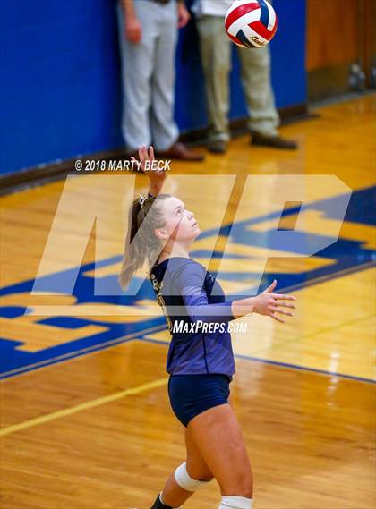 Thumbnail 3 in Blair Oaks vs Helias (MSHSAA D9 Final) photogallery.