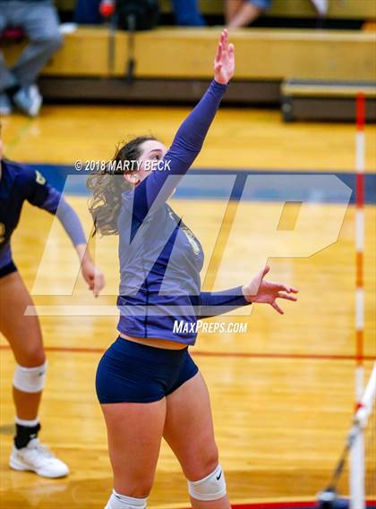 Thumbnail 1 in Blair Oaks vs Helias (MSHSAA D9 Final) photogallery.