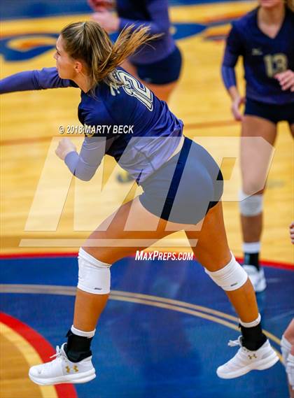 Thumbnail 1 in Blair Oaks vs Helias (MSHSAA D9 Final) photogallery.