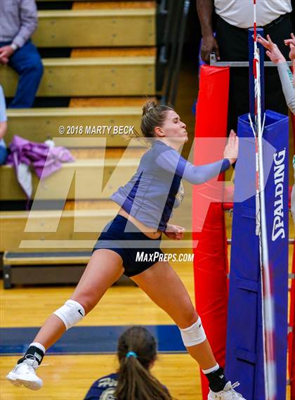 Thumbnail 1 in Blair Oaks vs Helias (MSHSAA D9 Final) photogallery.