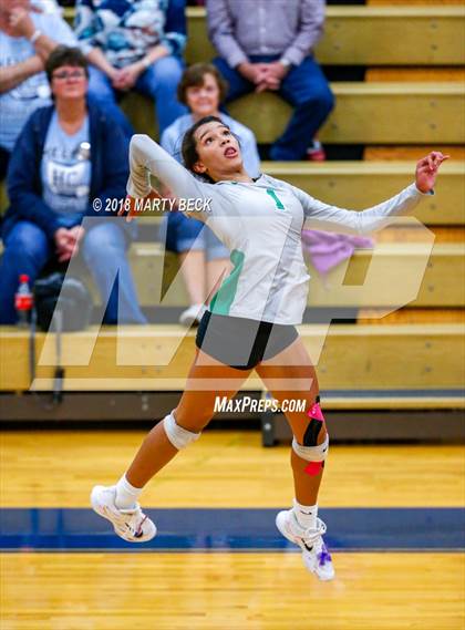 Thumbnail 1 in Blair Oaks vs Helias (MSHSAA D9 Final) photogallery.