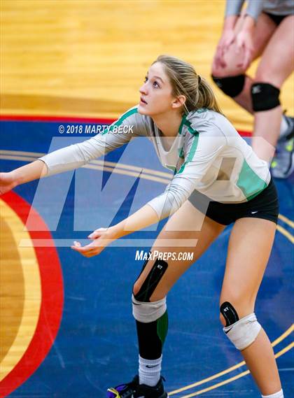 Thumbnail 3 in Blair Oaks vs Helias (MSHSAA D9 Final) photogallery.