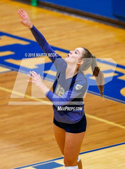 Thumbnail 2 in Blair Oaks vs Helias (MSHSAA D9 Final) photogallery.