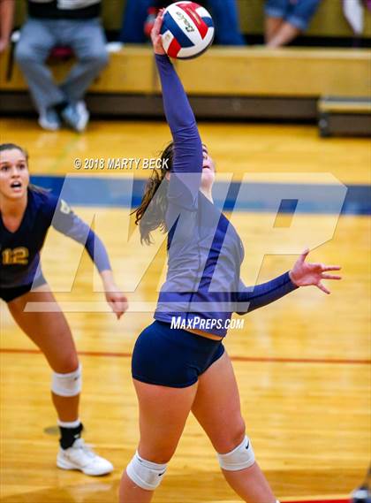 Thumbnail 3 in Blair Oaks vs Helias (MSHSAA D9 Final) photogallery.