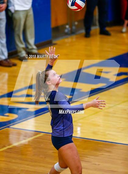Thumbnail 3 in Blair Oaks vs Helias (MSHSAA D9 Final) photogallery.