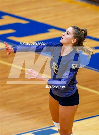 Thumbnail 3 in Blair Oaks vs Helias (MSHSAA D9 Final) photogallery.