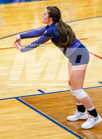 Thumbnail 1 in Blair Oaks vs Helias (MSHSAA D9 Final) photogallery.