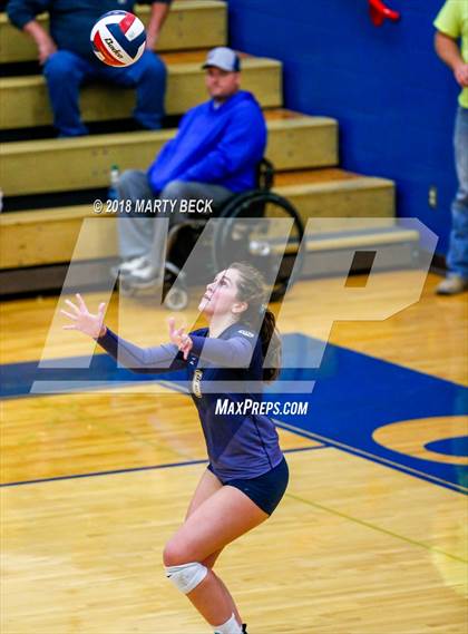 Thumbnail 3 in Blair Oaks vs Helias (MSHSAA D9 Final) photogallery.