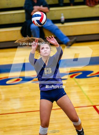 Thumbnail 3 in Blair Oaks vs Helias (MSHSAA D9 Final) photogallery.