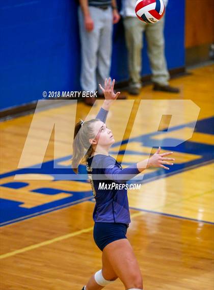 Thumbnail 2 in Blair Oaks vs Helias (MSHSAA D9 Final) photogallery.