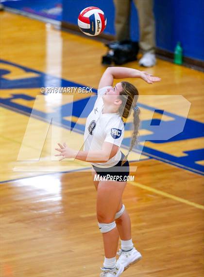 Thumbnail 1 in Blair Oaks vs Helias (MSHSAA D9 Final) photogallery.