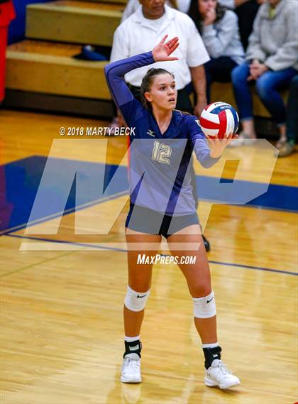 Thumbnail 3 in Blair Oaks vs Helias (MSHSAA D9 Final) photogallery.