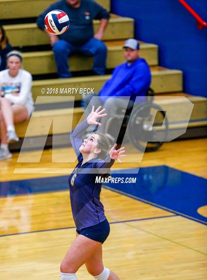 Thumbnail 2 in Blair Oaks vs Helias (MSHSAA D9 Final) photogallery.