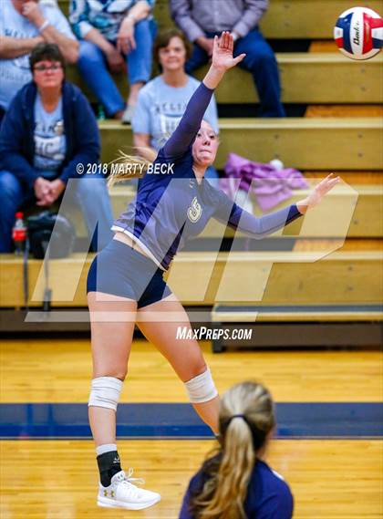 Thumbnail 3 in Blair Oaks vs Helias (MSHSAA D9 Final) photogallery.