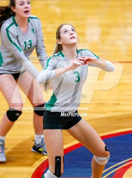 Thumbnail 3 in Blair Oaks vs Helias (MSHSAA D9 Final) photogallery.