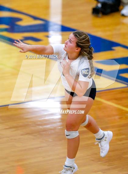 Thumbnail 3 in Blair Oaks vs Helias (MSHSAA D9 Final) photogallery.