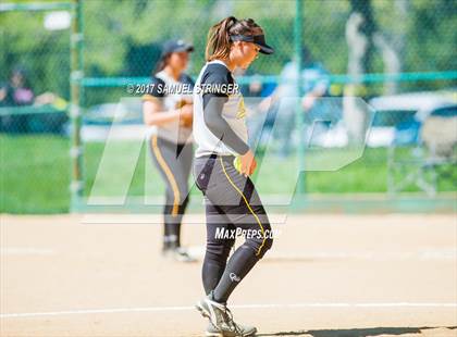 Thumbnail 3 in Granada vs. Pittsburg (HASA Invitational) photogallery.