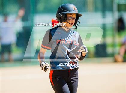 Thumbnail 1 in Granada vs. Pittsburg (HASA Invitational) photogallery.