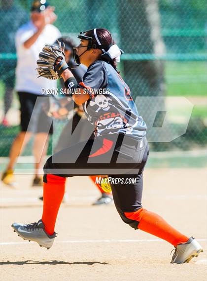 Thumbnail 2 in Granada vs. Pittsburg (HASA Invitational) photogallery.