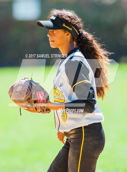 Thumbnail 1 in Granada vs. Pittsburg (HASA Invitational) photogallery.