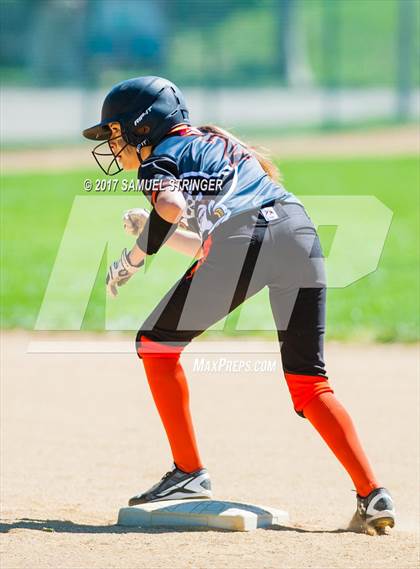 Thumbnail 3 in Granada vs. Pittsburg (HASA Invitational) photogallery.