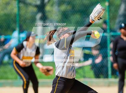 Thumbnail 1 in Granada vs. Pittsburg (HASA Invitational) photogallery.