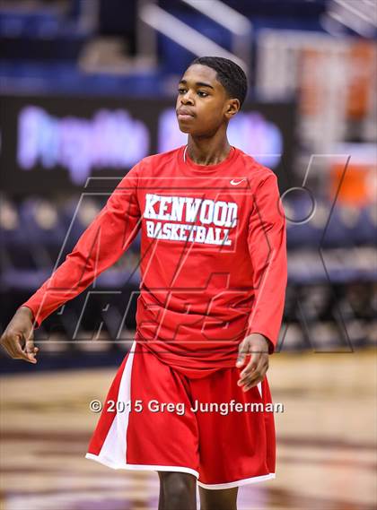 Thumbnail 3 in Oakland vs. Kenwood (Oakland Legends Classic) photogallery.